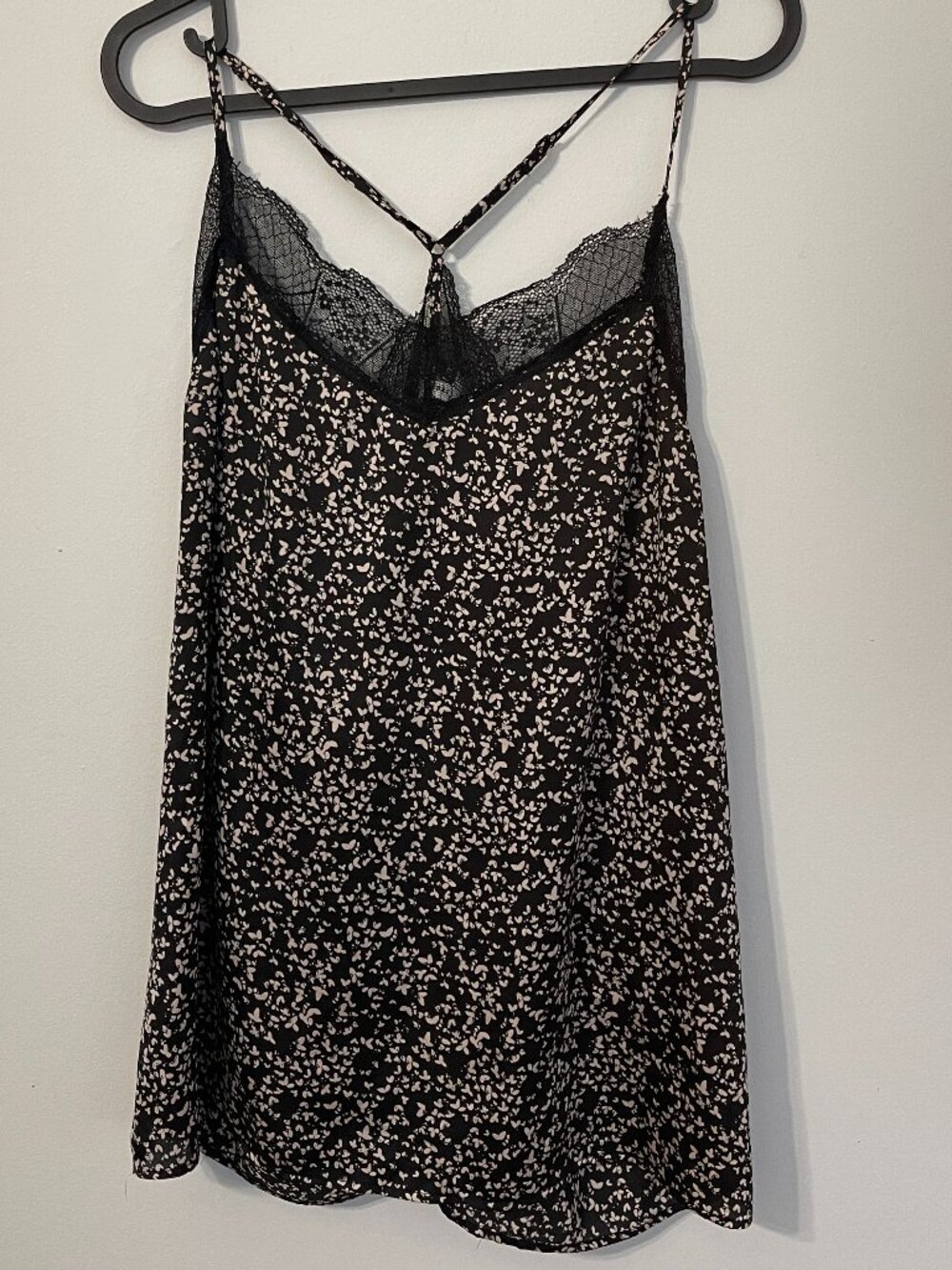 REITMAN'S SPAGHETTI STRAPPED CAMISOLE WITH ADJUSTABLE STRAPS SIZE XL